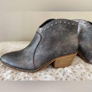 Corkys Boutique Swifton Booties Size 7